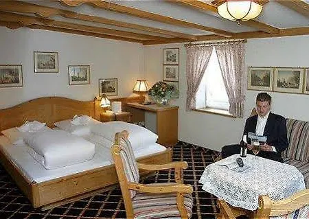 Hotell Traube Naehe Messe 3*