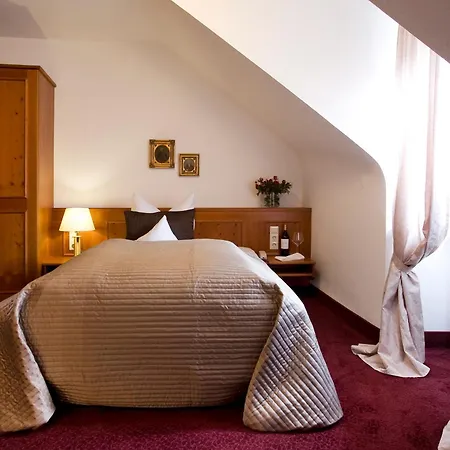 호텔 Traube Naehe Messe 슈투트가르트