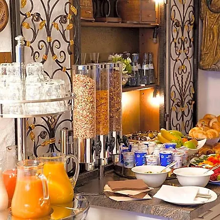 Hotel Traube 3*