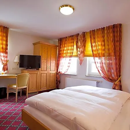 Traube Hotel 3*