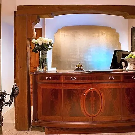 Hotel Traube 3*