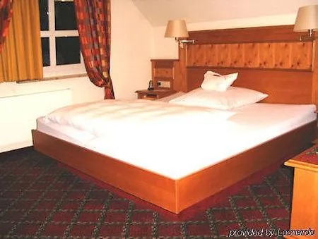 Traube Hotel 3*